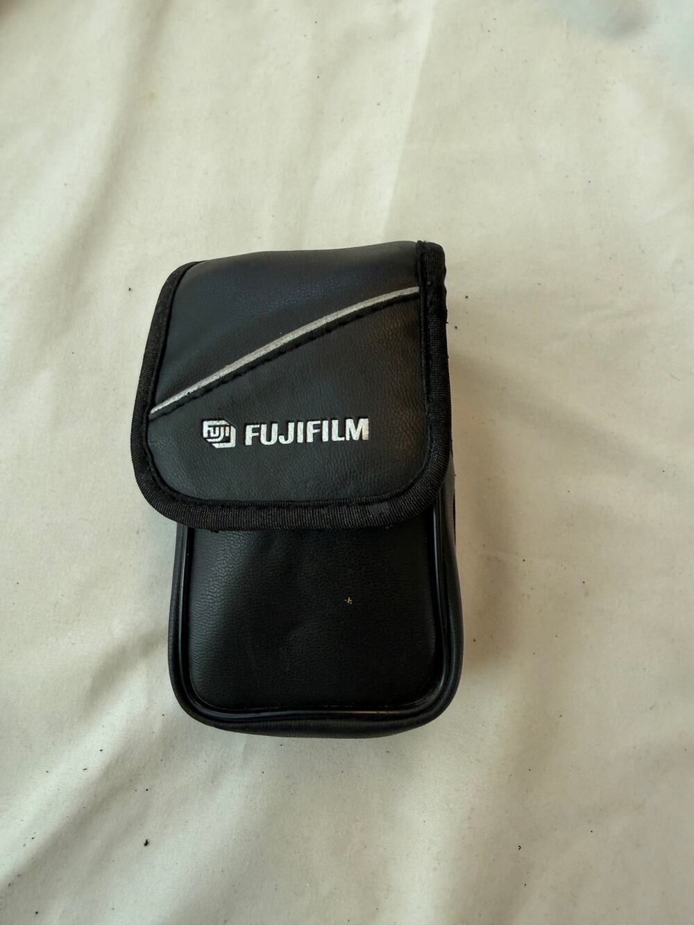 Fujifilm Endeavor 210ix Zoom APS Film Camera 22.5-45mm w/ Case Untested